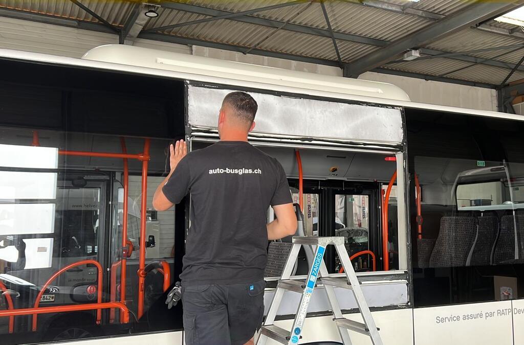 Bus & Reisecar – Arbeit in der Werkstatt